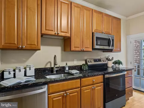 Kitchen - 111 Conduit St, Annapolis, MD 21401 photo 2 of 3