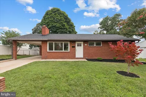 105 Chalmers Ave, Glen Burnie, MD 21061