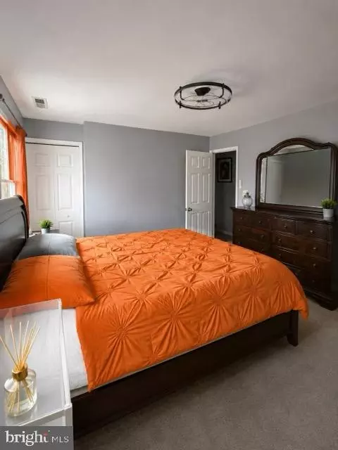 Bedroom - 1226 Holmespun Dr, Pasadena, MD 21122 photo 6 of 7
