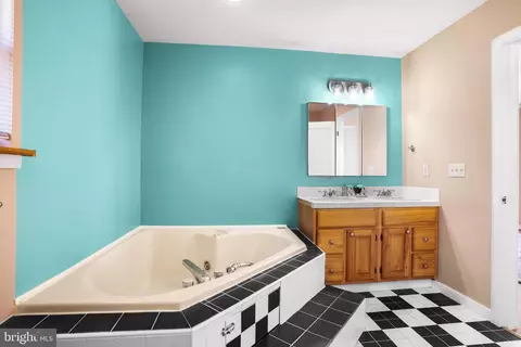 Bath - 4734 Oak Rd, Shady Side, MD 20764 photo 2 of 2