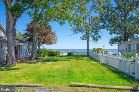 Exterior - 4734 Oak Rd, Shady Side, MD 20764 photo 8 of 11