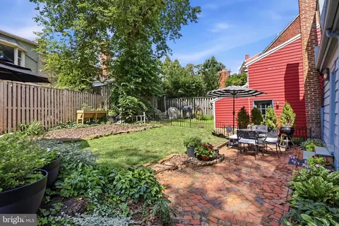 Exterior - 45 Fleet St, Annapolis, MD 21401 photo 4 of 18