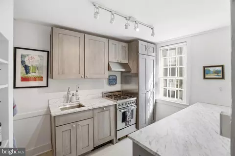 Kitchen - 45 Fleet St, Annapolis, MD 21401 photo 1 of 2