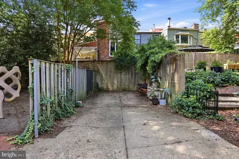 Exterior - 45 Fleet St, Annapolis, MD 21401 photo 3 of 18