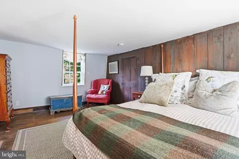 Bedroom - 45 Fleet St, Annapolis, MD 21401 photo 4 of 6