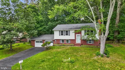 Exterior - 130 Circle Rd, Pasadena, MD 21122 photo 3 of 11
