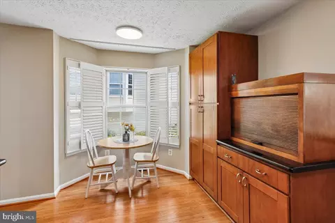 Dining - 608 Talon Ct, Arnold, MD 21012 photo 2 of 2
