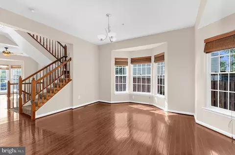 Living - 2432 Knapps Way, Odenton, MD 21113 photo 6 of 8