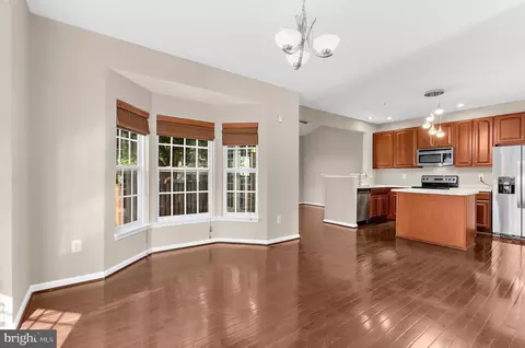 Living - 2432 Knapps Way, Odenton, MD 21113 photo 5 of 8