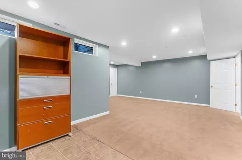 Living - 2432 Knapps Way, Odenton, MD 21113 photo 8 of 8