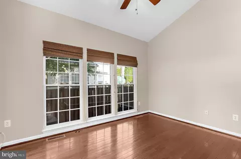 Living - 2432 Knapps Way, Odenton, MD 21113 photo 7 of 8