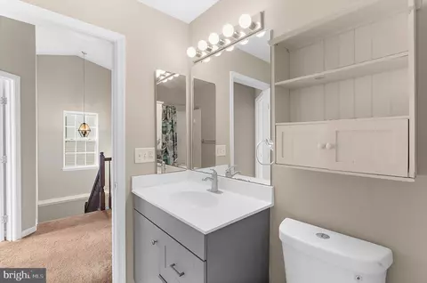 Entry Way - 2432 Knapps Way, Odenton, MD 21113 photo 2 of 4