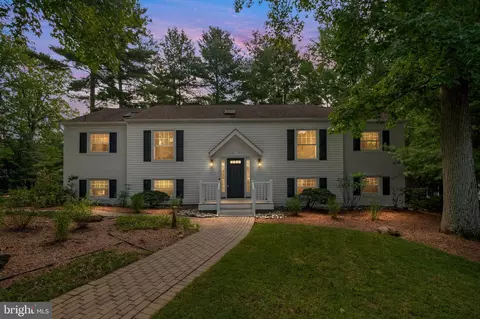 3115 Starboard Dr, Annapolis, MD 21403