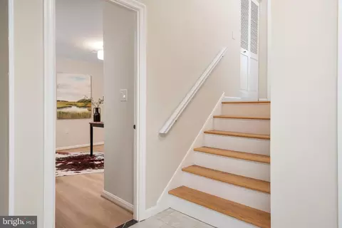 Entry Way - 3115 Starboard Dr, Annapolis, MD 21403 photo 3 of 3