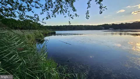 View/Area - 7654 Bay St, Pasadena, MD 21122 photo 2 of 18