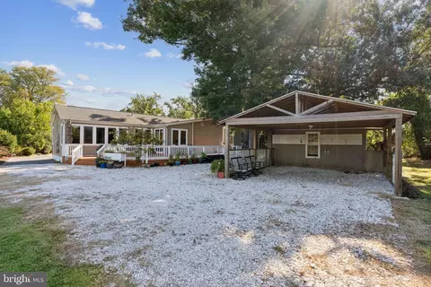 Other - 7654 Bay St, Pasadena, MD 21122 photo 10 of 27