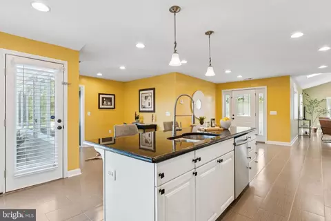 Kitchen - 7654 Bay St, Pasadena, MD 21122 photo 3 of 4