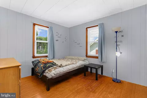 Bedroom - 212 Lake Rd, Pasadena, MD 21122 photo 3 of 7