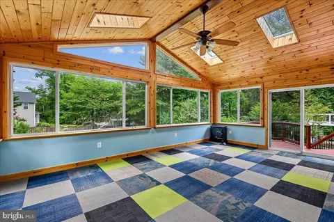 Exterior - 3592 Fontron Dr, Edgewater, MD 21037 photo 9 of 25