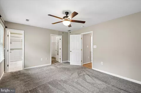 Bedroom - 3592 Fontron Dr, Edgewater, MD 21037 photo 2 of 9