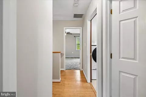 Entry Way - 3592 Fontron Dr, Edgewater, MD 21037 photo 10 of 11