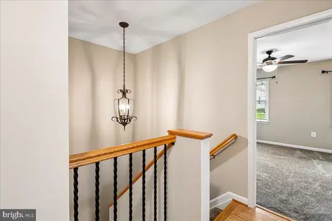 Entry Way - 3592 Fontron Dr, Edgewater, MD 21037 photo 8 of 11