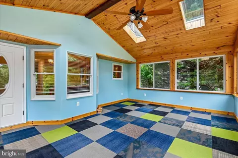 Exterior - 3592 Fontron Dr, Edgewater, MD 21037 photo 10 of 25