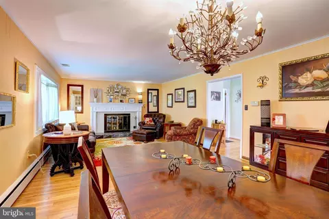 Dining - 166 Sillery Bay Rd, Pasadena, MD 21122 photo 1 of 2