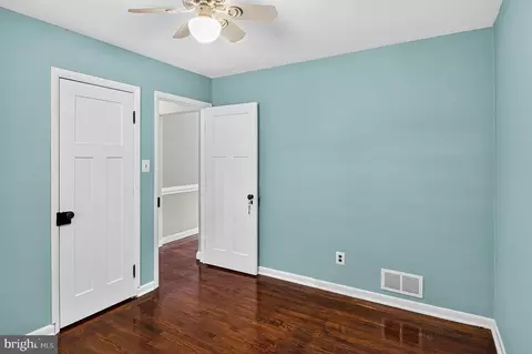 Bedroom - 628 Bruce St, Brooklyn, MD 21225 photo 4 of 5