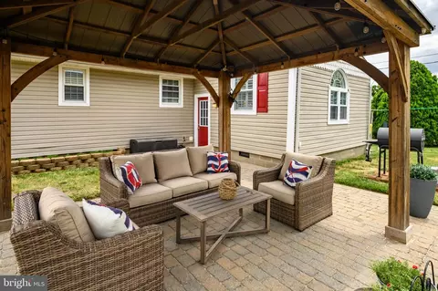 Exterior - 628 Bruce St, Brooklyn, MD 21225 photo 5 of 9
