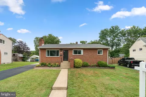805 Glenview Ave, Glen Burnie, MD 21061
