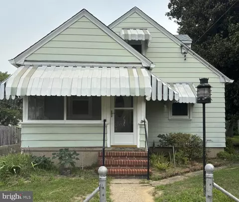 7807 Harbor Dr, Orchard Beach, MD 21226