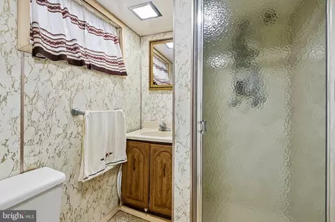 Bath - 7807 Harbor Dr, Orchard Beach, MD 21226 photo 2 of 2