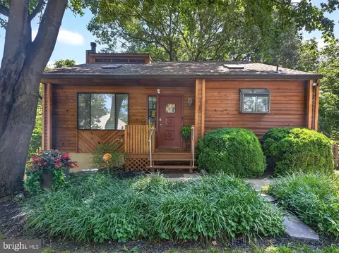 Exterior - 1189 Highview Dr, Annapolis, MD 21409 photo 3 of 17