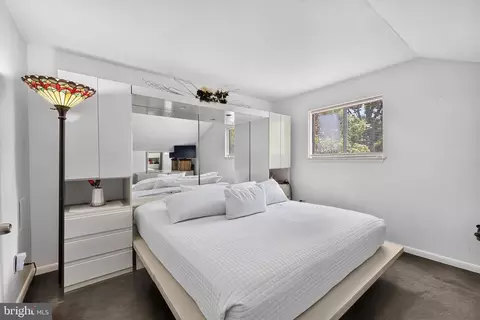 Bedroom - 1189 Highview Dr, Annapolis, MD 21409 photo 5 of 17