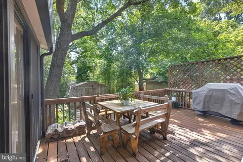 Exterior - 1189 Highview Dr, Annapolis, MD 21409 photo 8 of 17