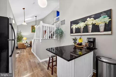 Entry Way - 1189 Highview Dr, Annapolis, MD 21409 photo 5 of 11