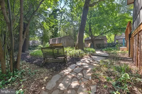 Exterior - 1189 Highview Dr, Annapolis, MD 21409 photo 15 of 17