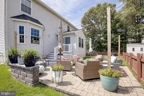 Exterior - 300 Bugle Ct, Odenton, MD 21113 photo 6 of 12