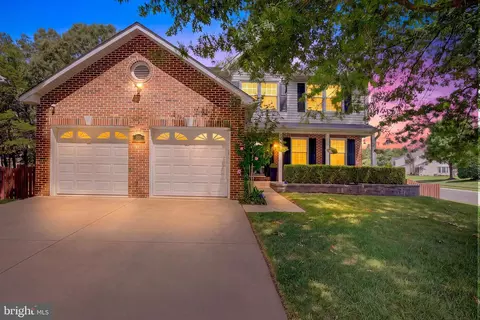 Exterior - 300 Bugle Ct, Odenton, MD 21113 photo 4 of 12