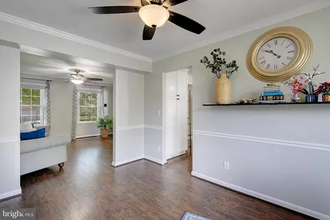 Entry Way - 300 Bugle Ct, Odenton, MD 21113 photo 8 of 14