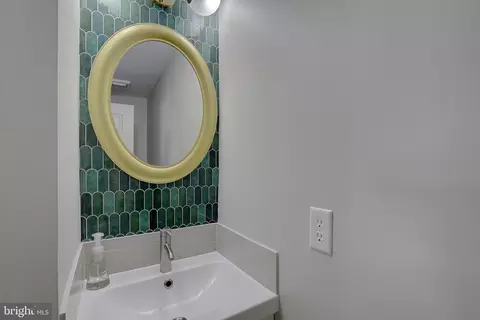 Bath - 300 Bugle Ct, Odenton, MD 21113 photo 1 of 6