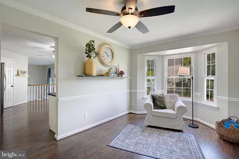 Entry Way - 300 Bugle Ct, Odenton, MD 21113 photo 6 of 14