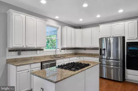 Kitchen - 1920 Eamons Way, Annapolis, MD 21401 photo 1 of 2