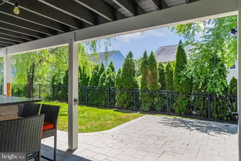 Exterior - 1920 Eamons Way, Annapolis, MD 21401 photo 12 of 18