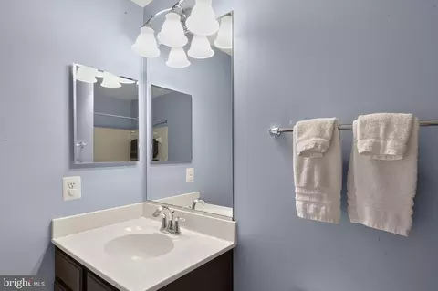 Bath - 1920 Eamons Way, Annapolis, MD 21401 photo 4 of 4
