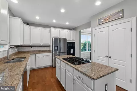Kitchen - 1920 Eamons Way, Annapolis, MD 21401 photo 2 of 2