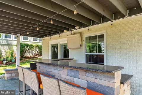 Exterior - 1920 Eamons Way, Annapolis, MD 21401 photo 10 of 18