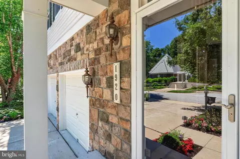 Exterior - 1920 Eamons Way, Annapolis, MD 21401 photo 3 of 18