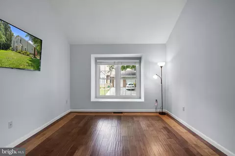 Living - 114 Spring Place Way, Annapolis, MD 21401 photo 9 of 12